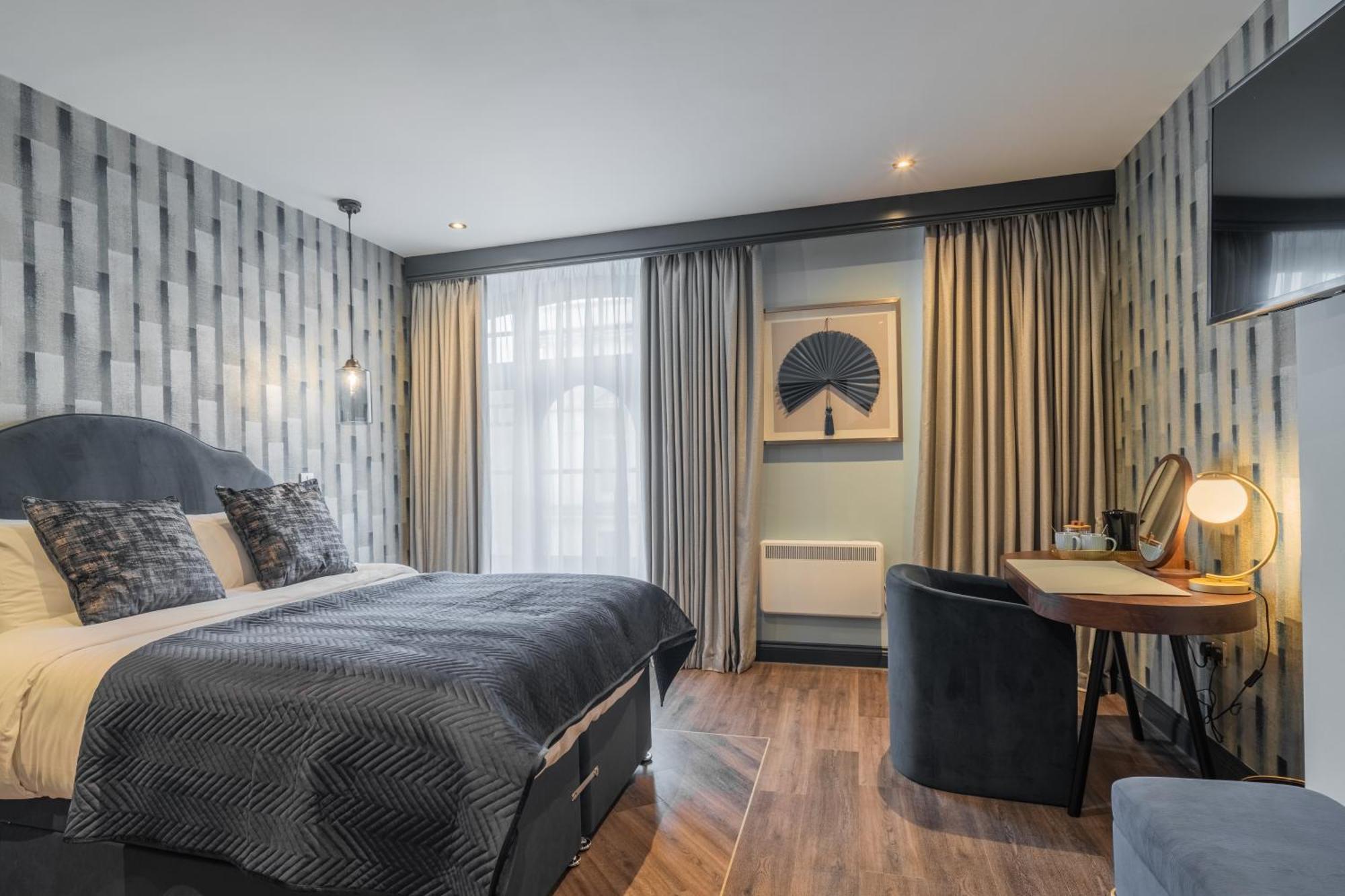 Howfield Hotel Merthyr Tydfil Buitenkant foto