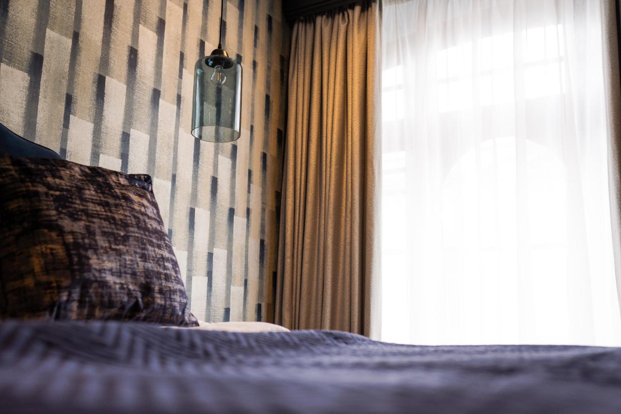 Howfield Hotel Merthyr Tydfil Buitenkant foto